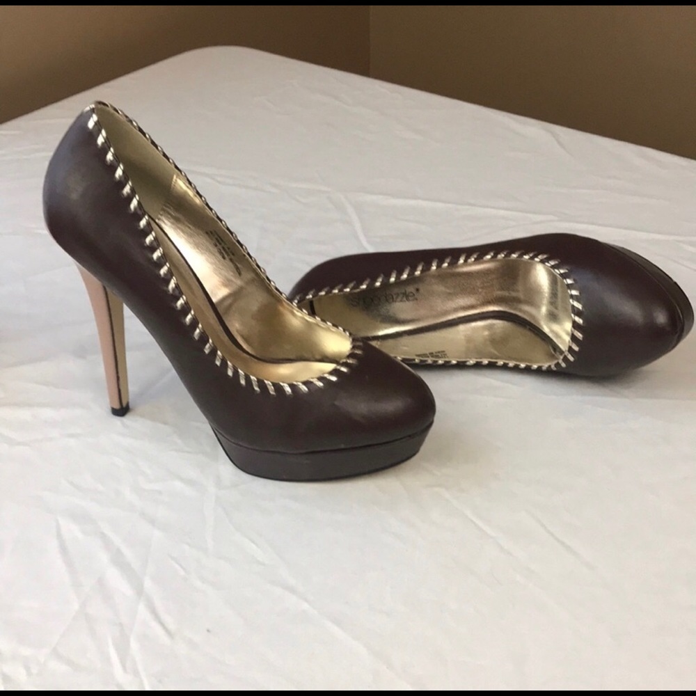 NWOT Chocolate High Heels Size 8.5